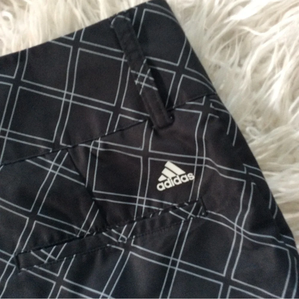 Adidas Women’s Golf Shorts - Picture 5 of 5